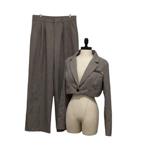 FashionNova‎ 2 pc Crop Blazer Pants Set L Grey